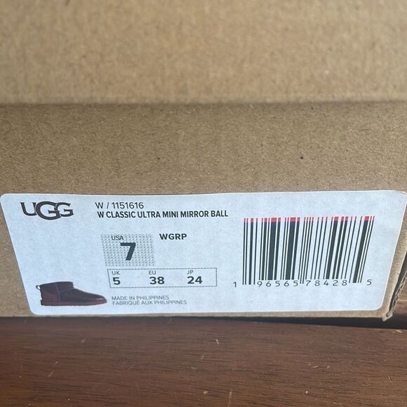 UGG Classic Ultra Mini Mirror Ball Sequins Boots Wild Grape US Women 7/UK 5/EU38 - Picture 15 of 15